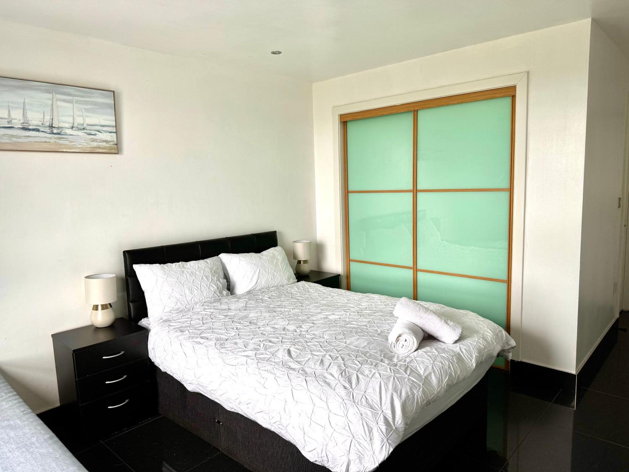 Ocean Park Apartments - Oceanfront - Free Parking And Fast Wifi エディンバラ エクステリア 写真